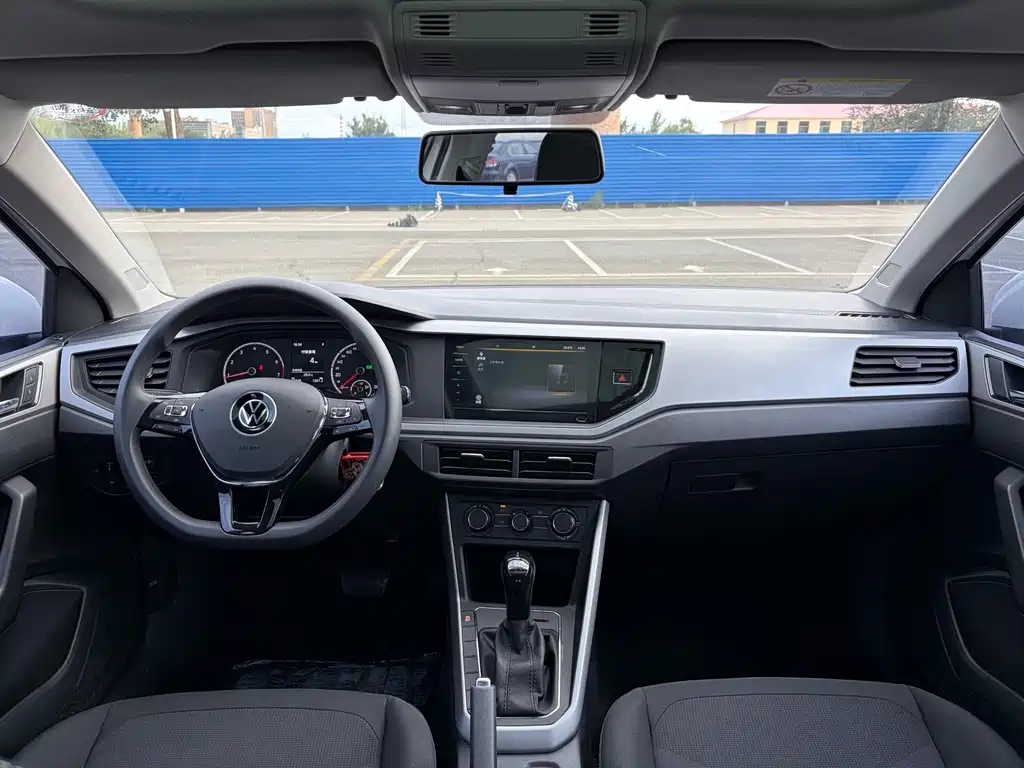 Volkswagen Polo — миниатюра 8