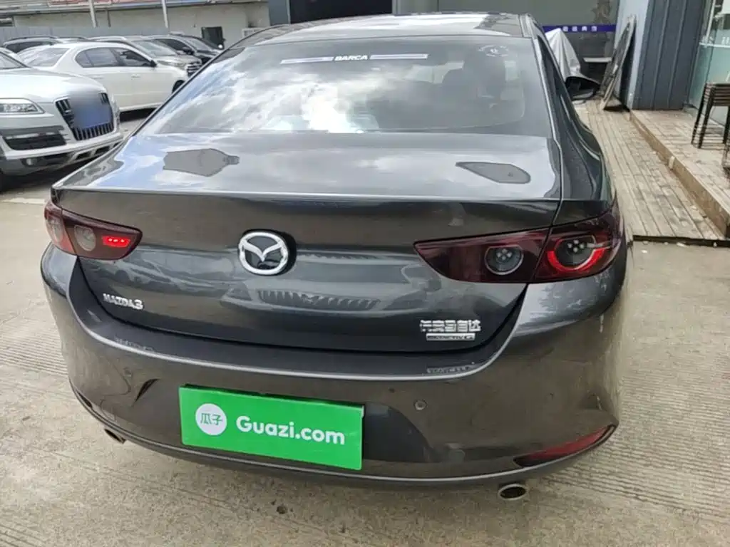 Mazda 3 Axela — миниатюра 6