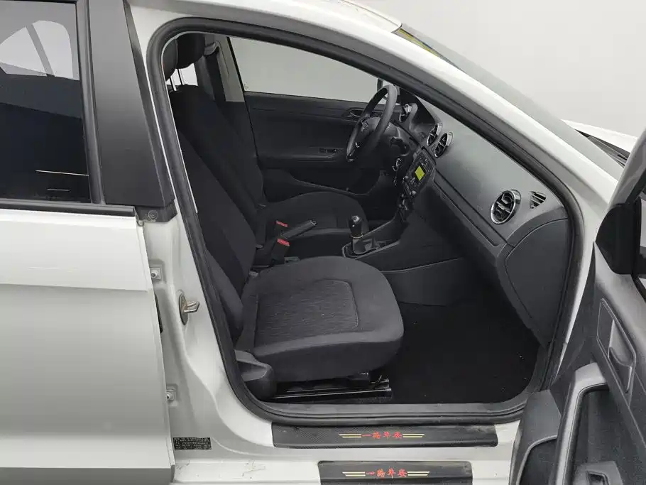 Jetta VA3 — миниатюра 8