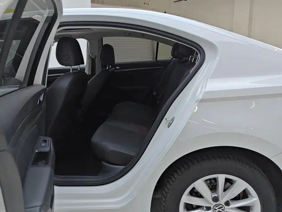 Volkswagen Bora — миниатюра 11
