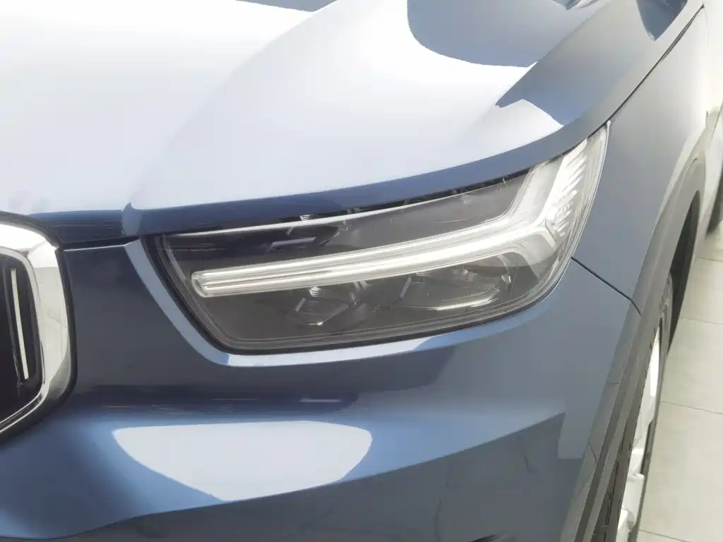 Volvo XC40 — миниатюра 7