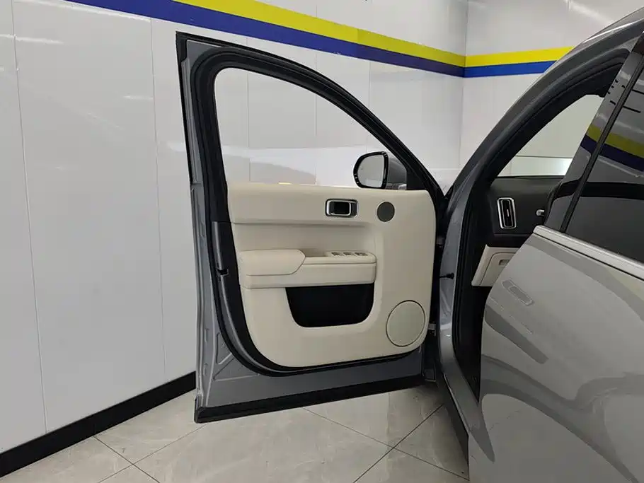 Li Auto Li L9 — миниатюра 7