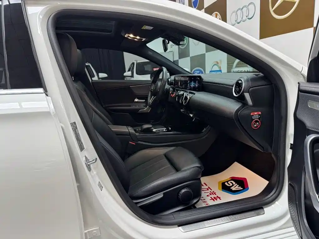Mercedes-Benz A-Class — миниатюра 10