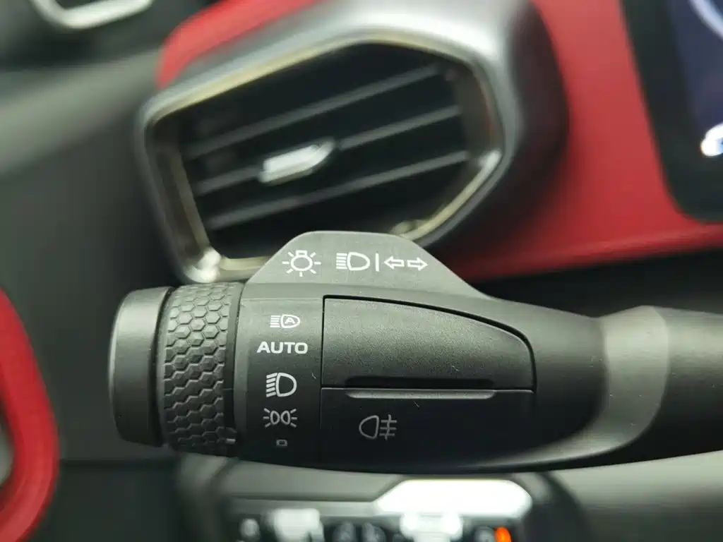 Geely Icon — миниатюра 21