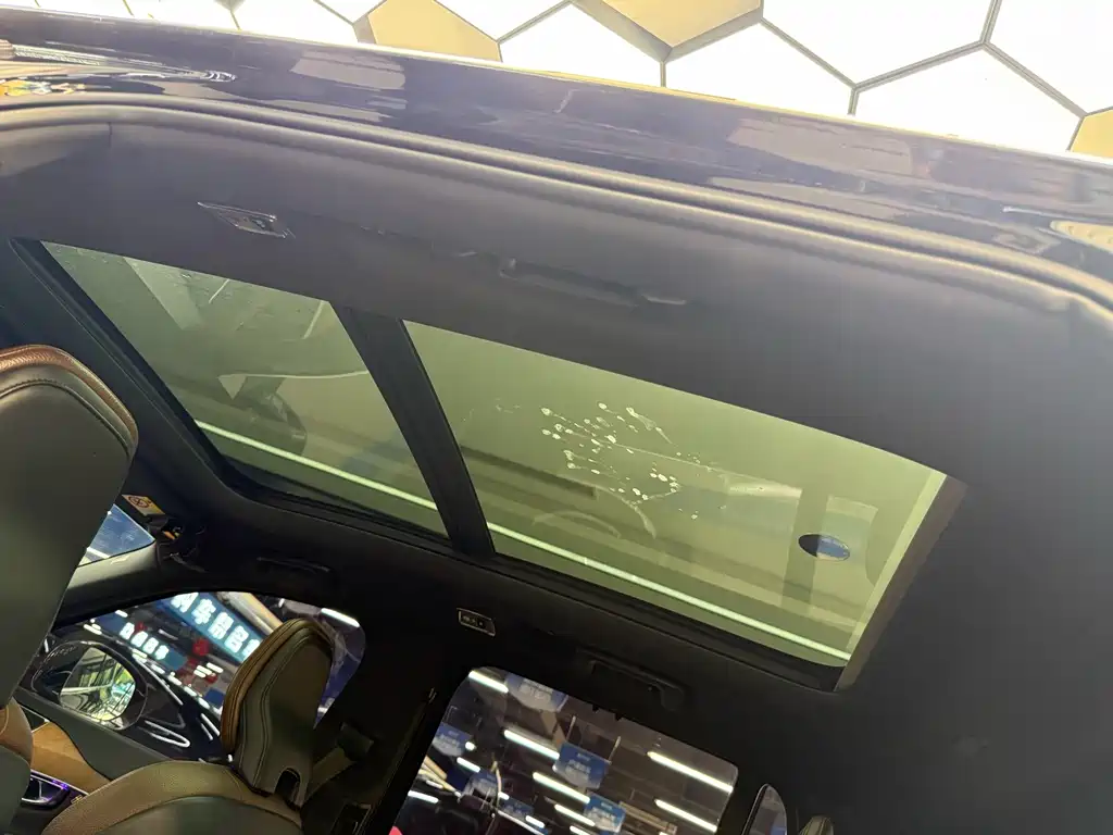 Volvo XC90 — миниатюра 10