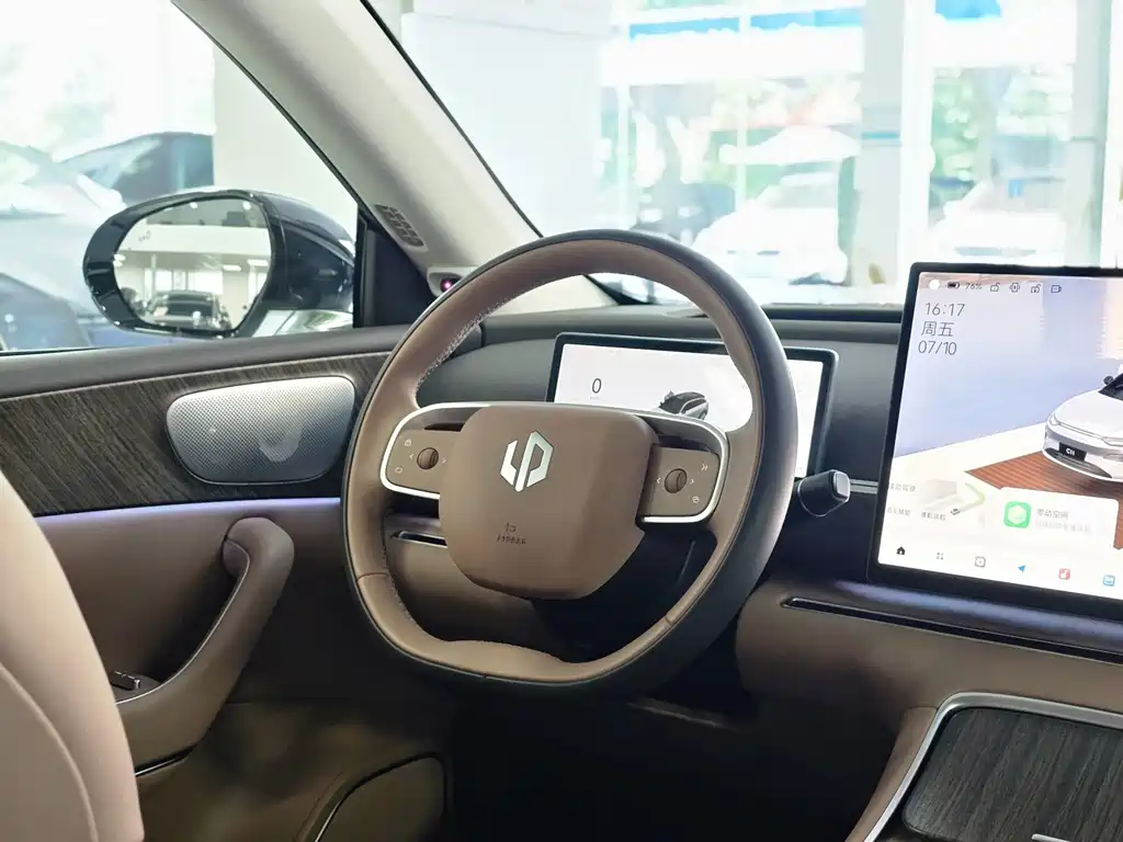 Leapmotor Leapmotor C11 — миниатюра 9
