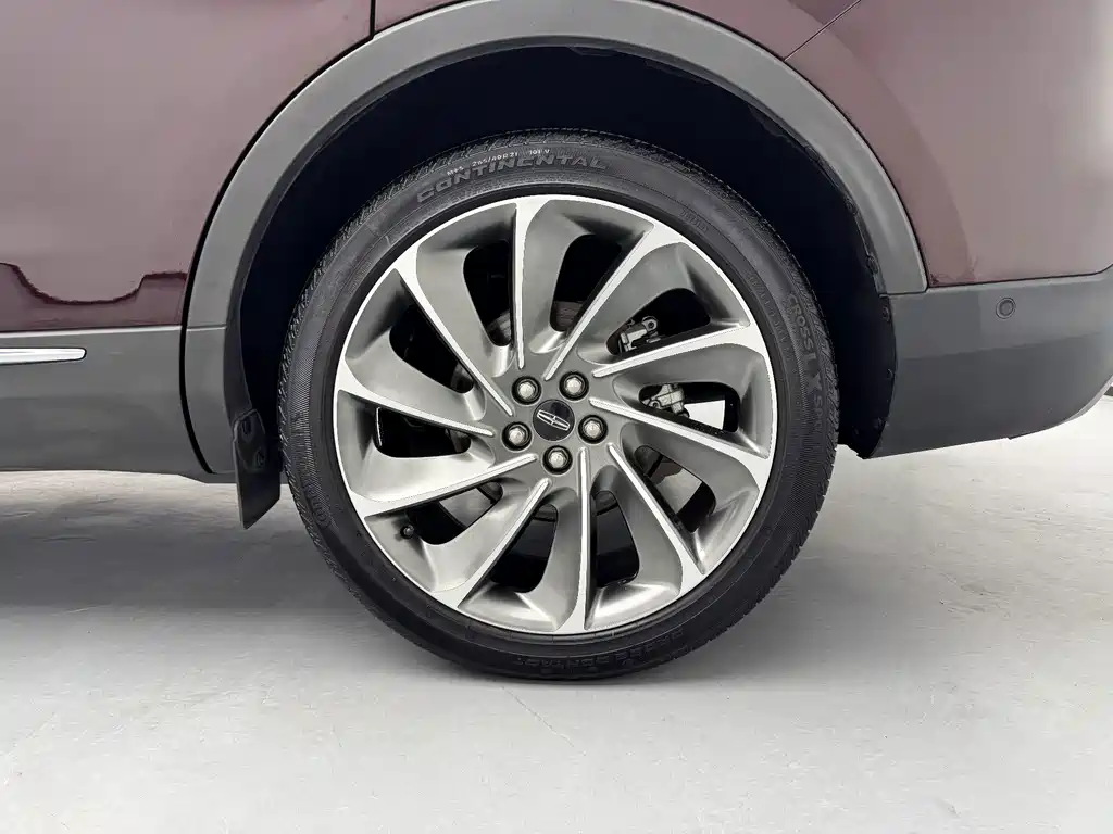 Lincoln Nautilus (Import) — миниатюра 11
