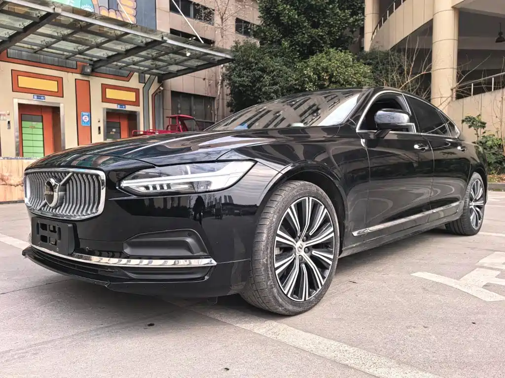 Volvo S90 — миниатюра 4