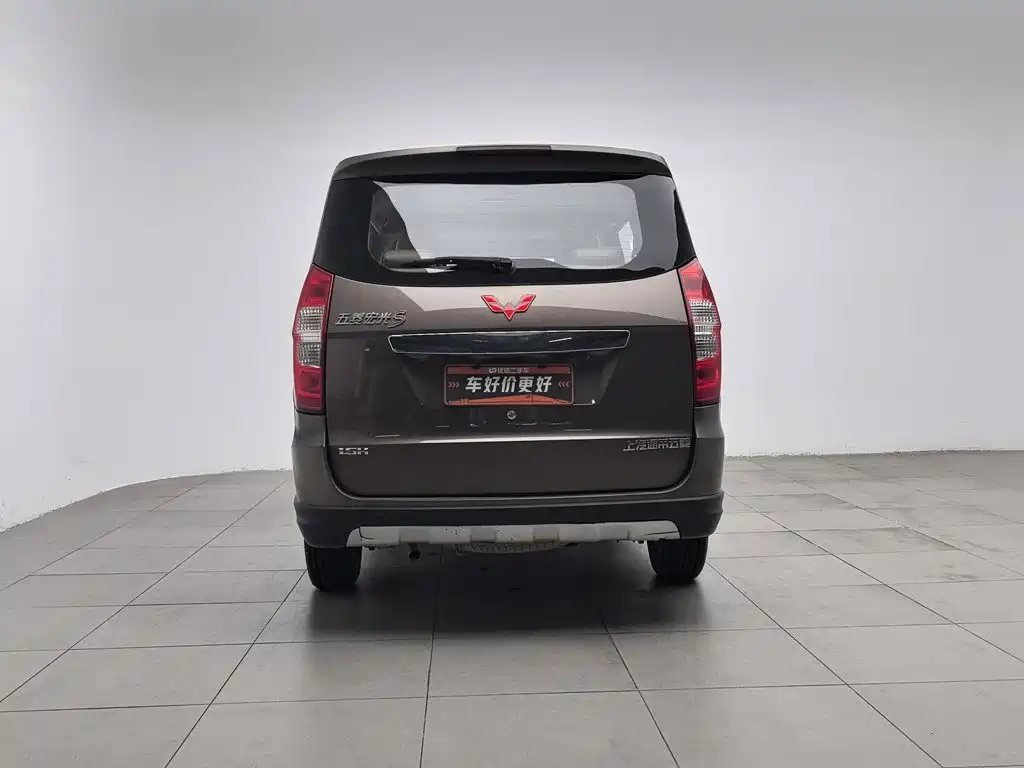 Wuling Hongguang — миниатюра 4