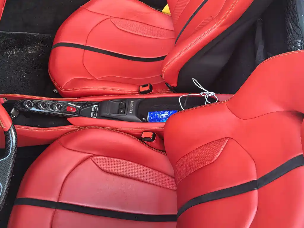 Ferrari F8 — миниатюра 9