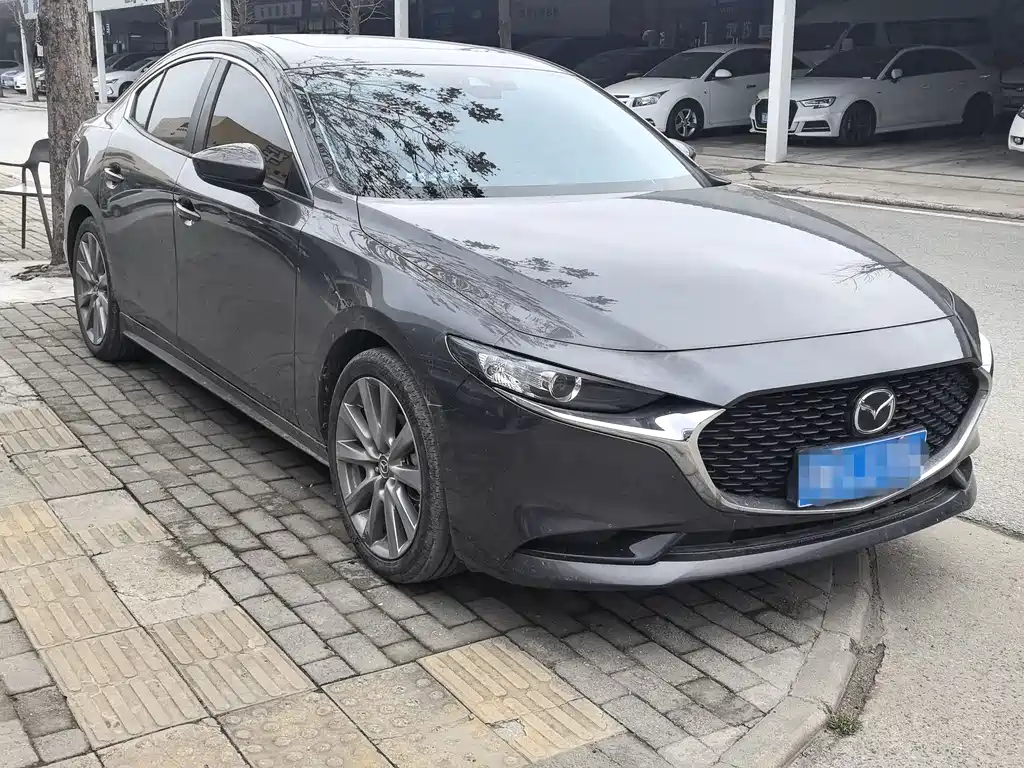MAZDA 3 ANGKESAILA