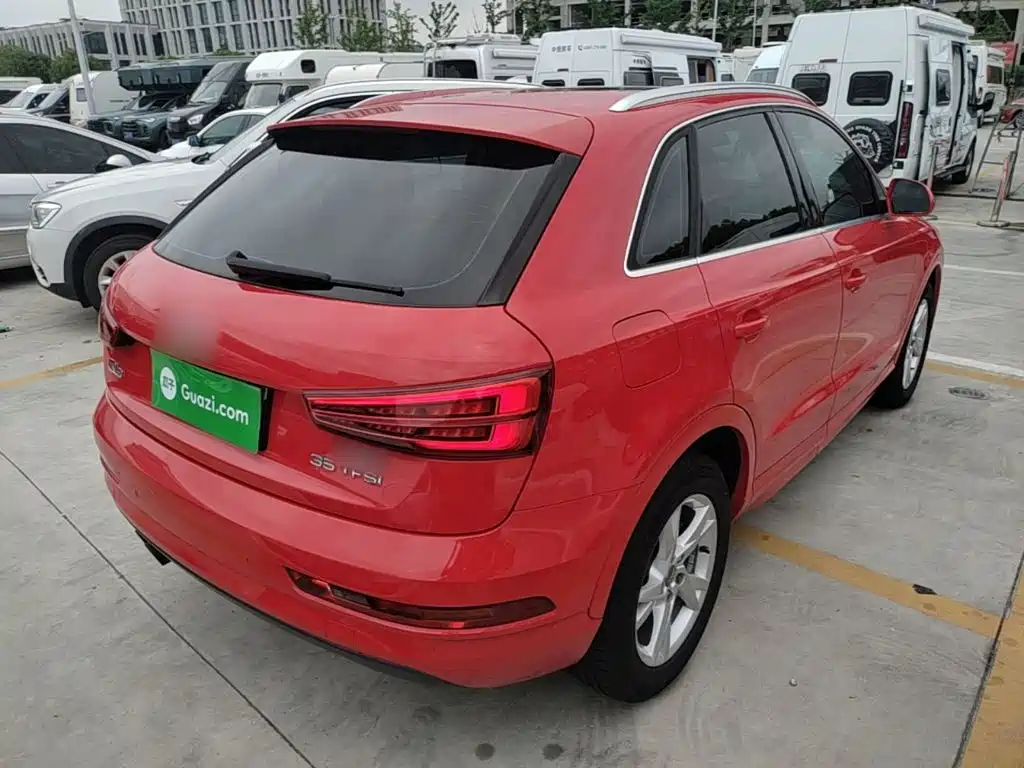 Audi Q3 2018 30 35 TFSI Fashion