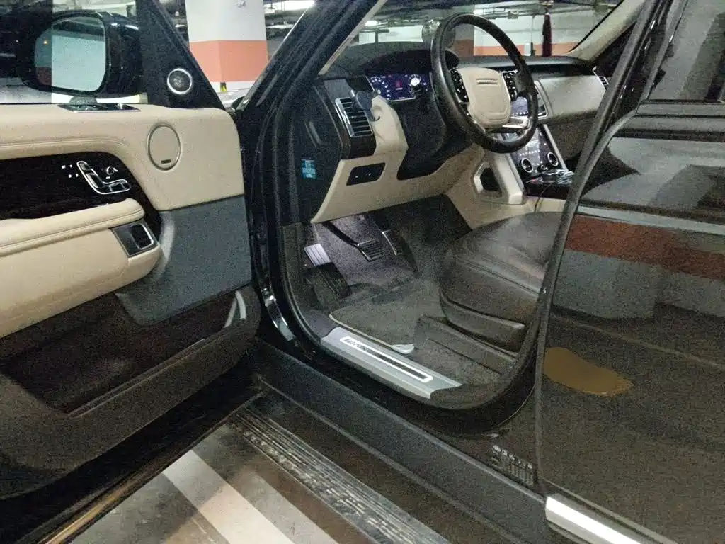 Land Rover Range Rover — миниатюра 14
