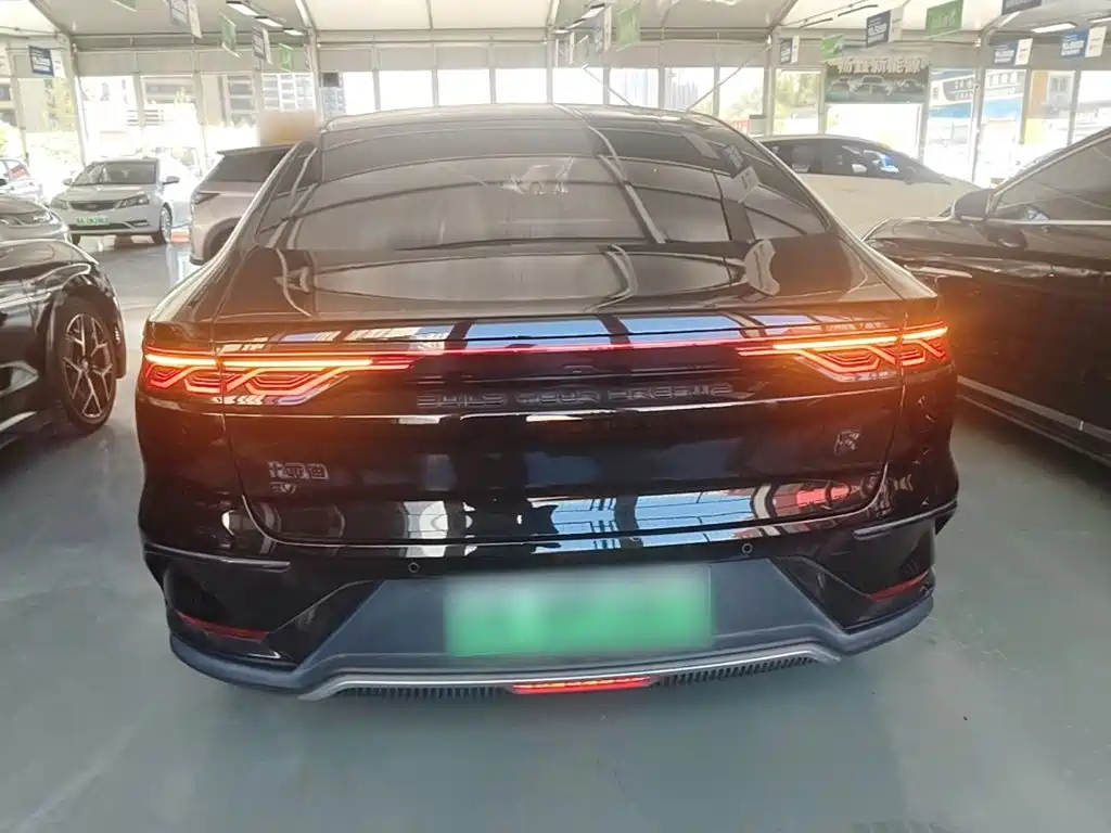 BYD Han — миниатюра 6