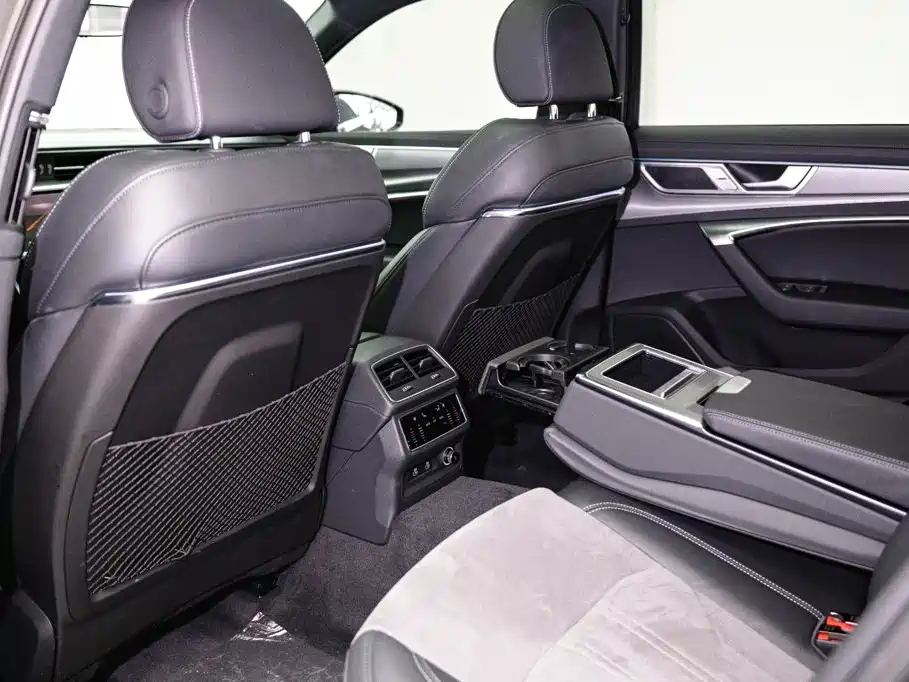 Audi A6L — миниатюра 15