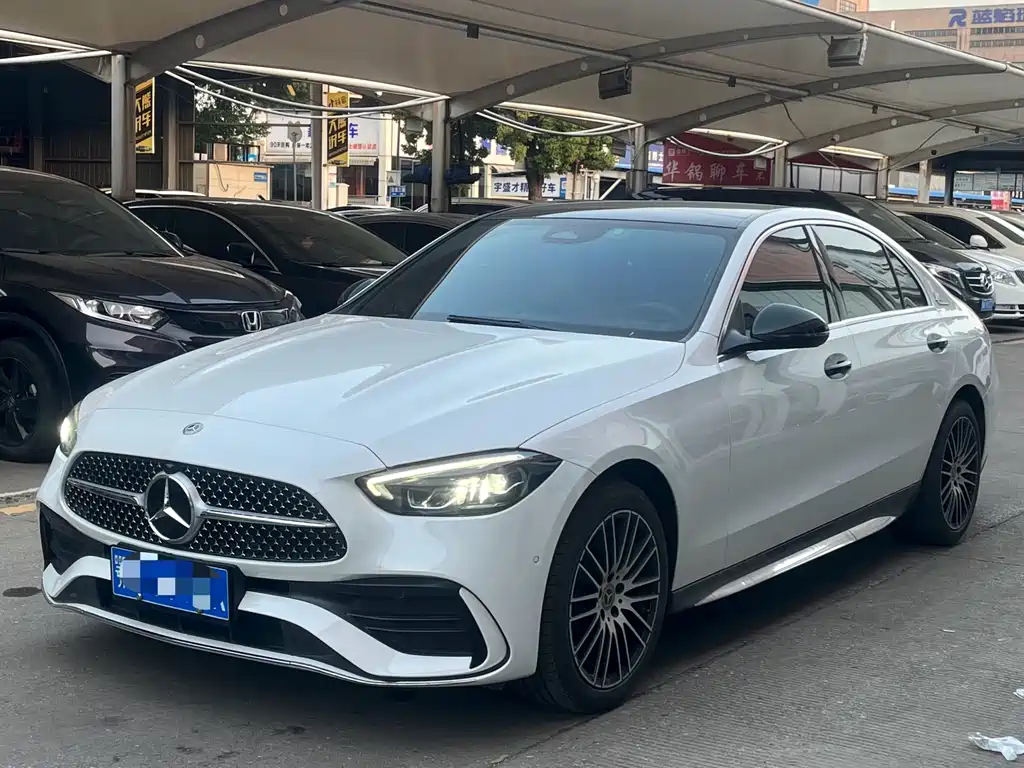 Mercedes-Benz C-Class 2021