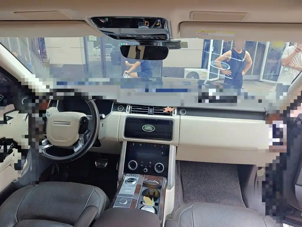 Land Rover Range Rover — миниатюра 13