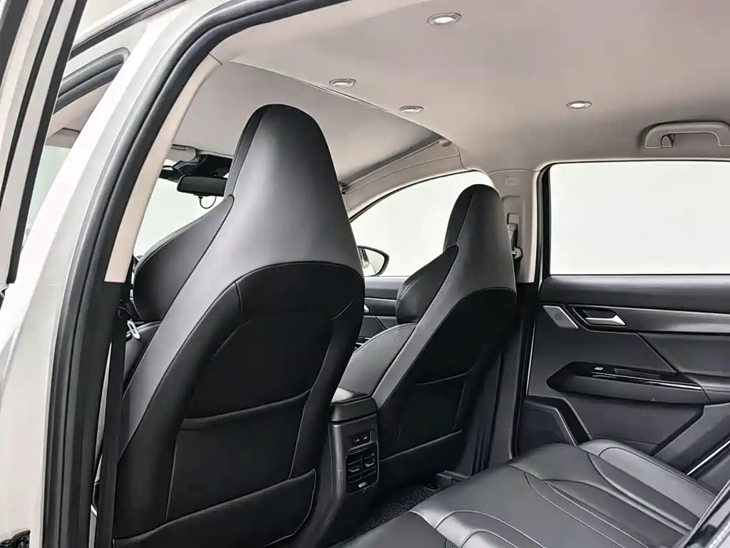 XPeng G3 — миниатюра 8