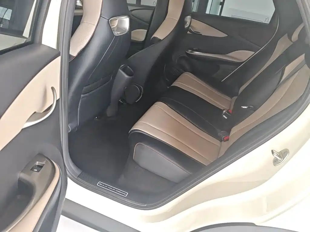 BYD Dolphin — миниатюра 17