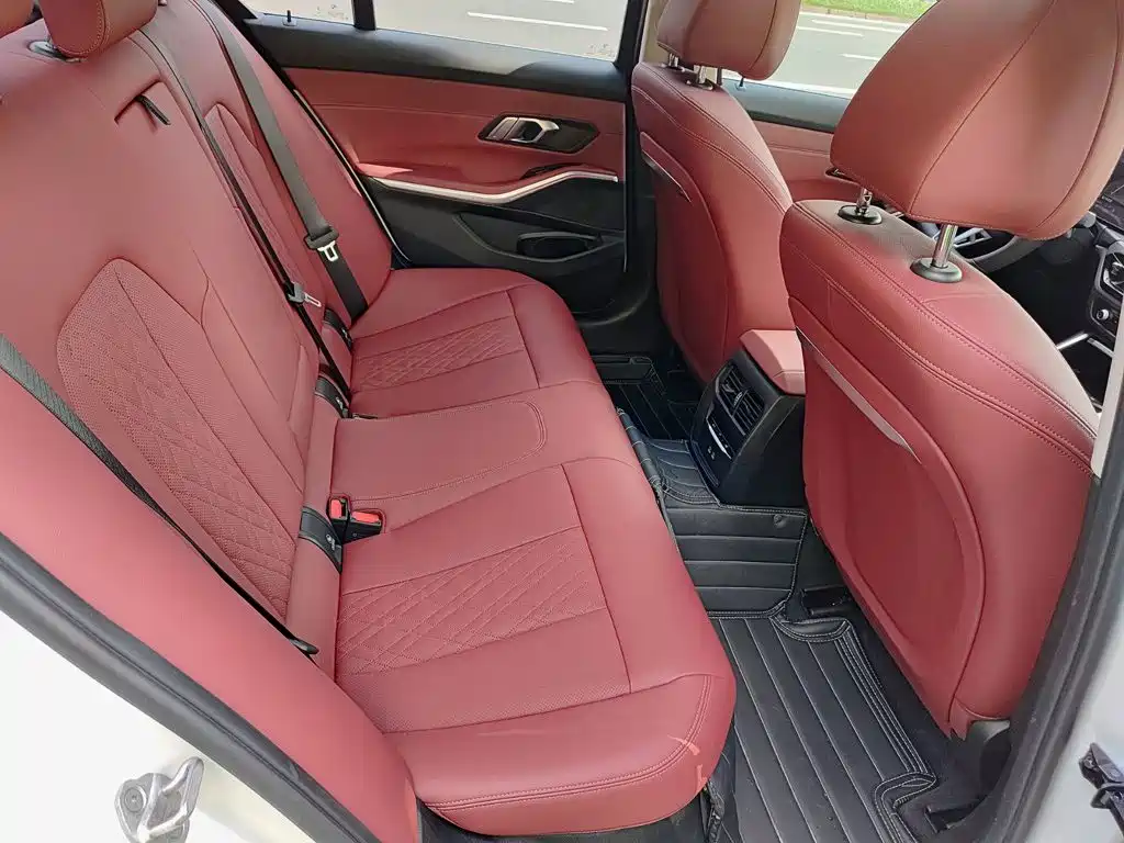 BMW 3 Series — миниатюра 11