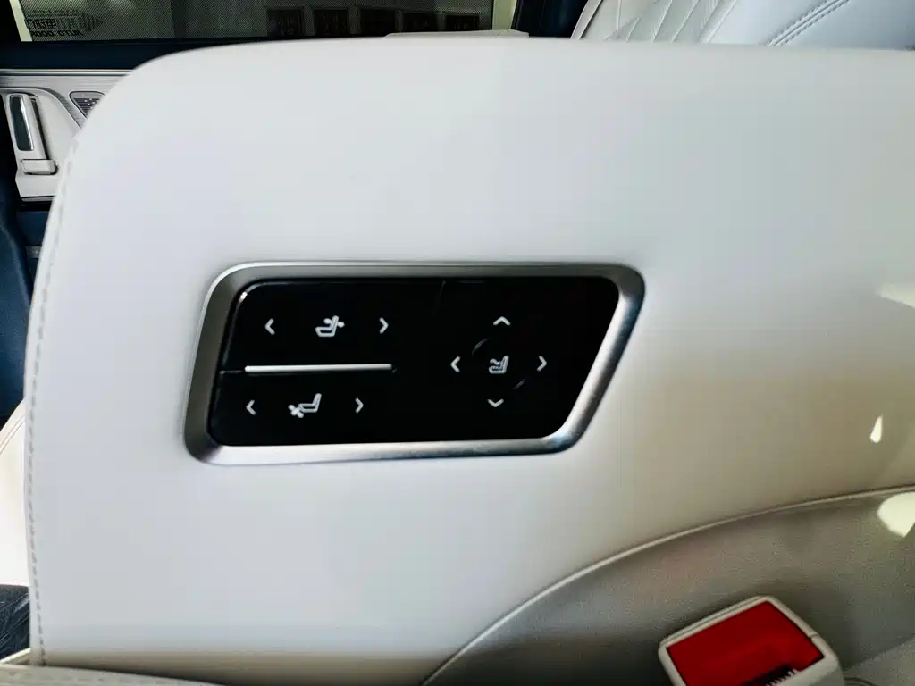 BUICK GL8 NEW ENERGY