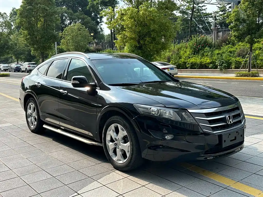 Honda Crosstour — миниатюра 2