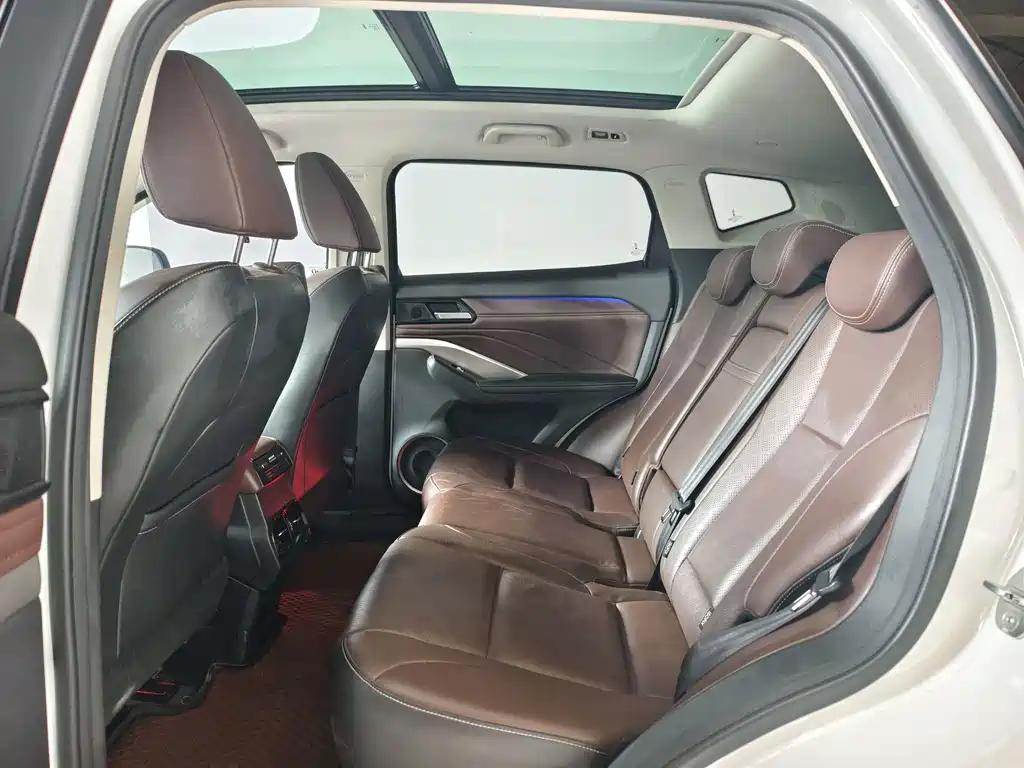 Wey Wey VV6 — миниатюра 11