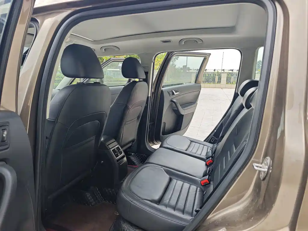 Skoda Yeti — миниатюра 9