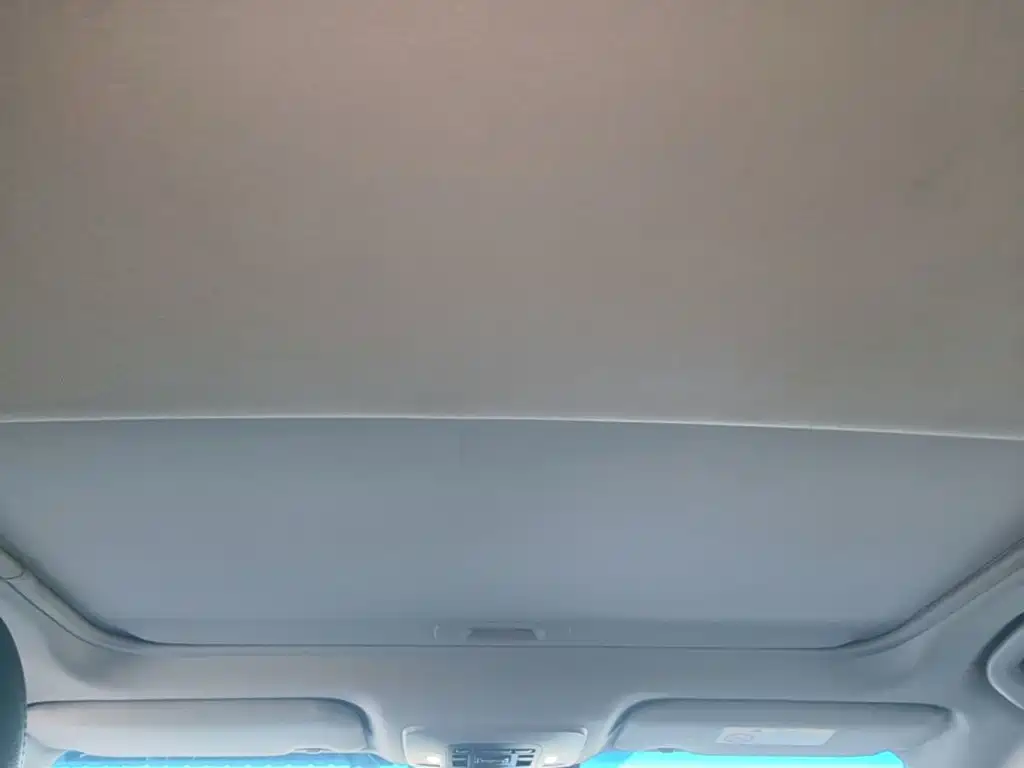 Toyota Camry — миниатюра 18