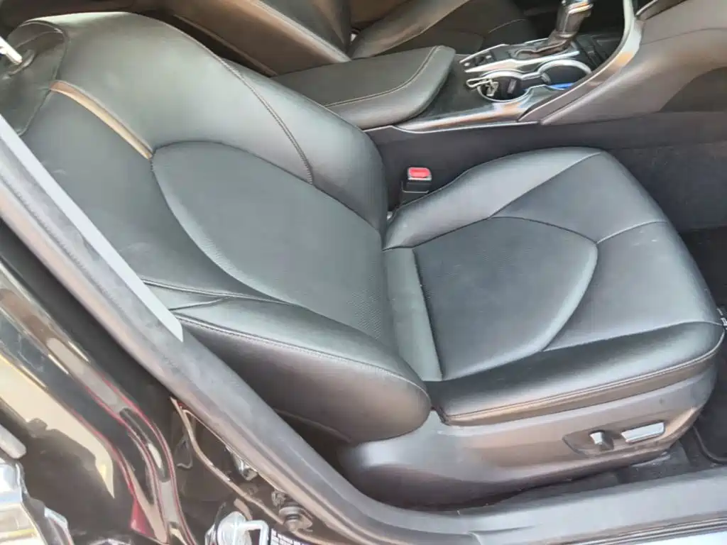 Toyota Camry — миниатюра 25