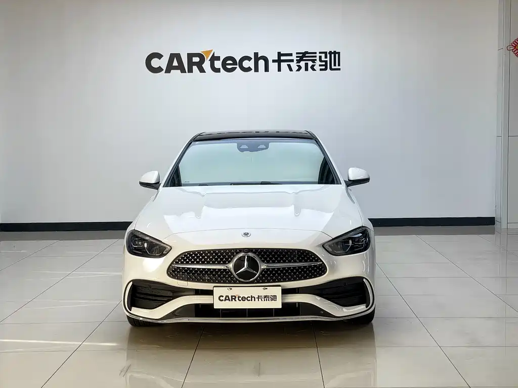 Mercedes-Benz C-Class — миниатюра 2