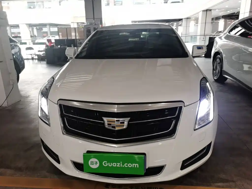 Cadillac XTS — миниатюра 3