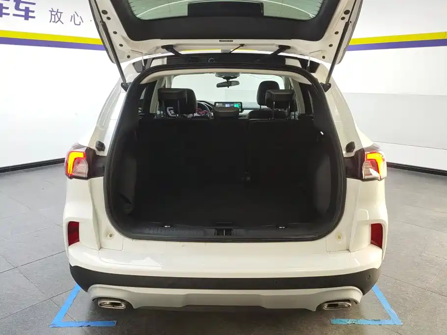 Ford Escape — миниатюра 4