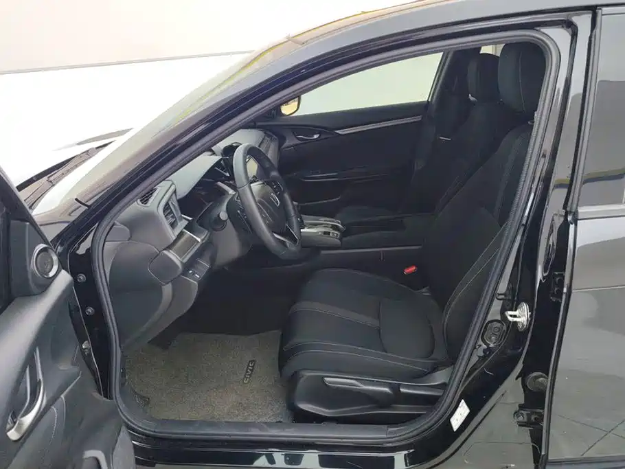 Honda Civic — миниатюра 9