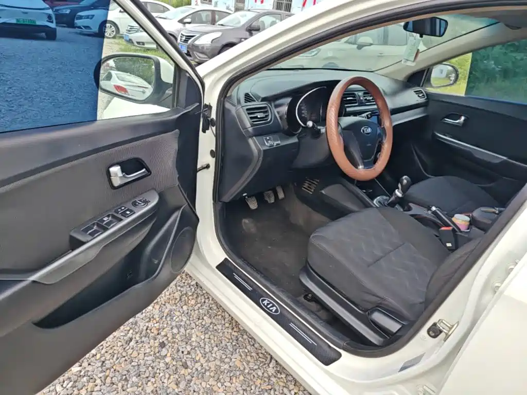 Kia K2 — миниатюра 16