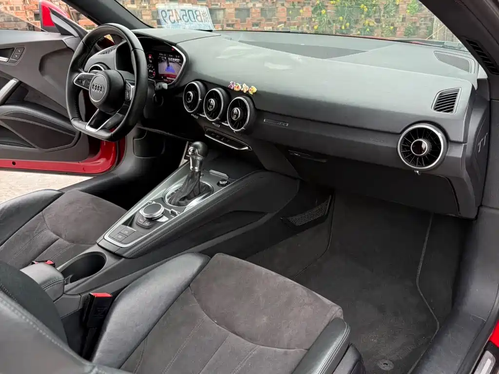 Audi TT 2015 TT Coupe 45 TFSI