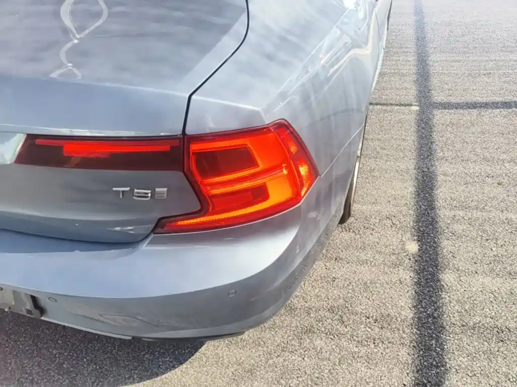 Volvo S90 — миниатюра 8