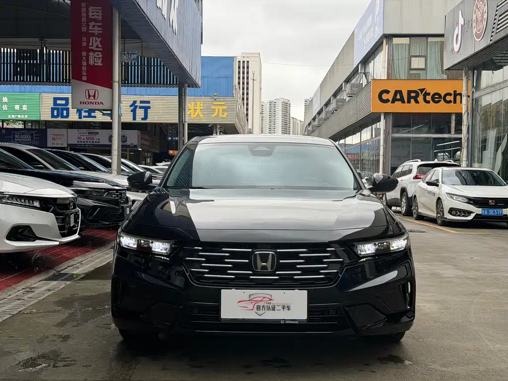 Honda Accord 2025 Sport 260TURBO Luxury