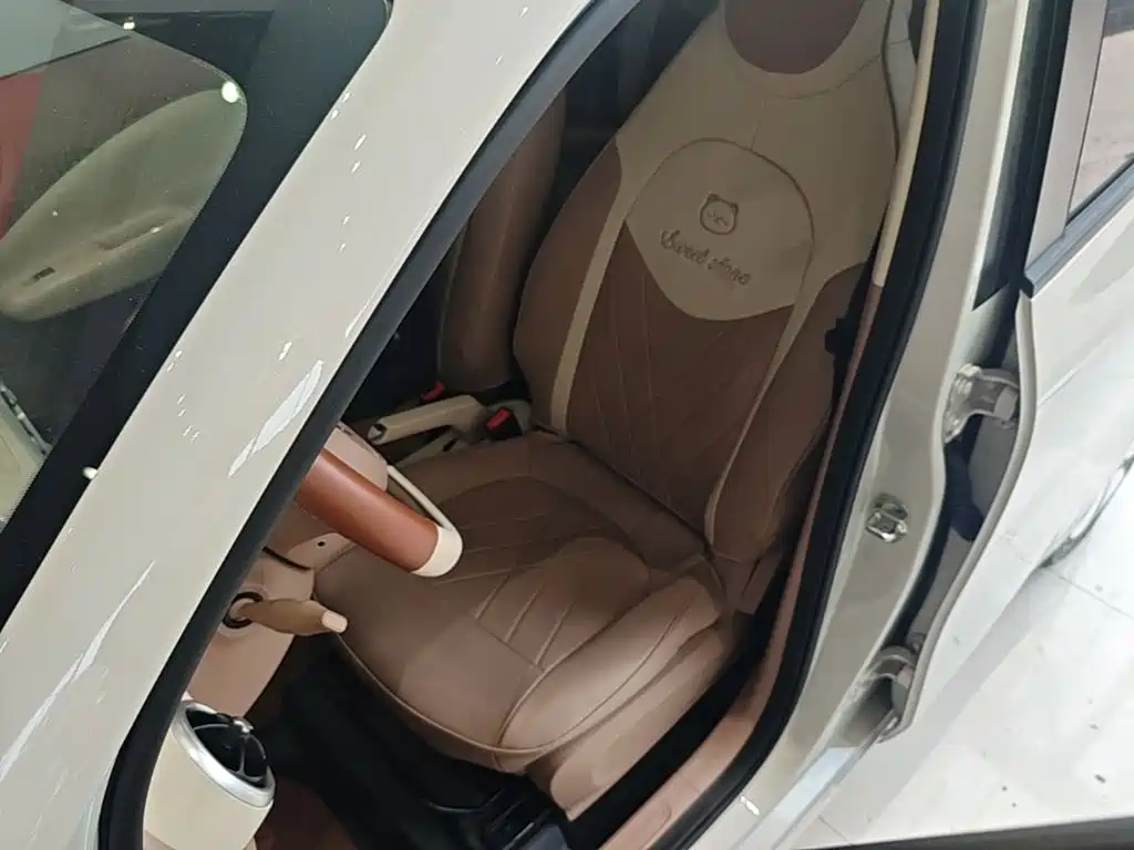 Wuling MINIEV — миниатюра 15