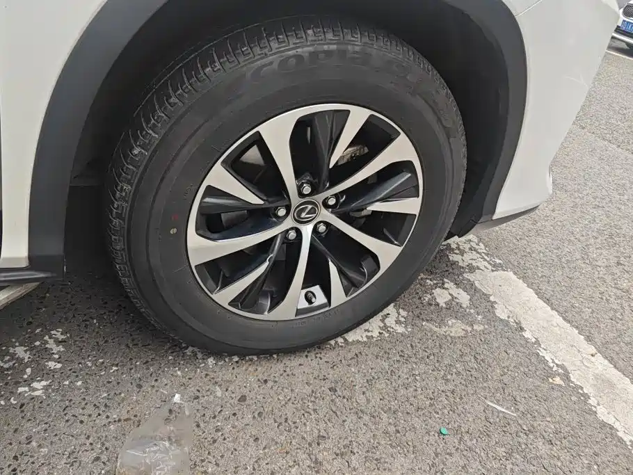 Lexus RX — миниатюра 6