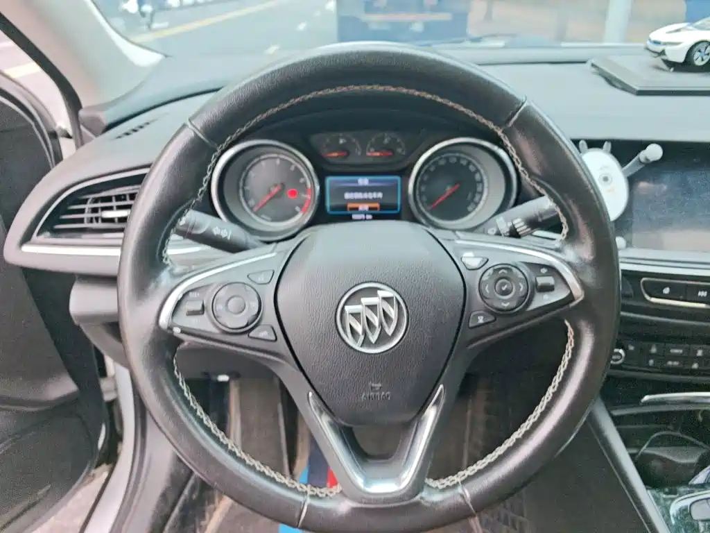 Buick Regal — миниатюра 3