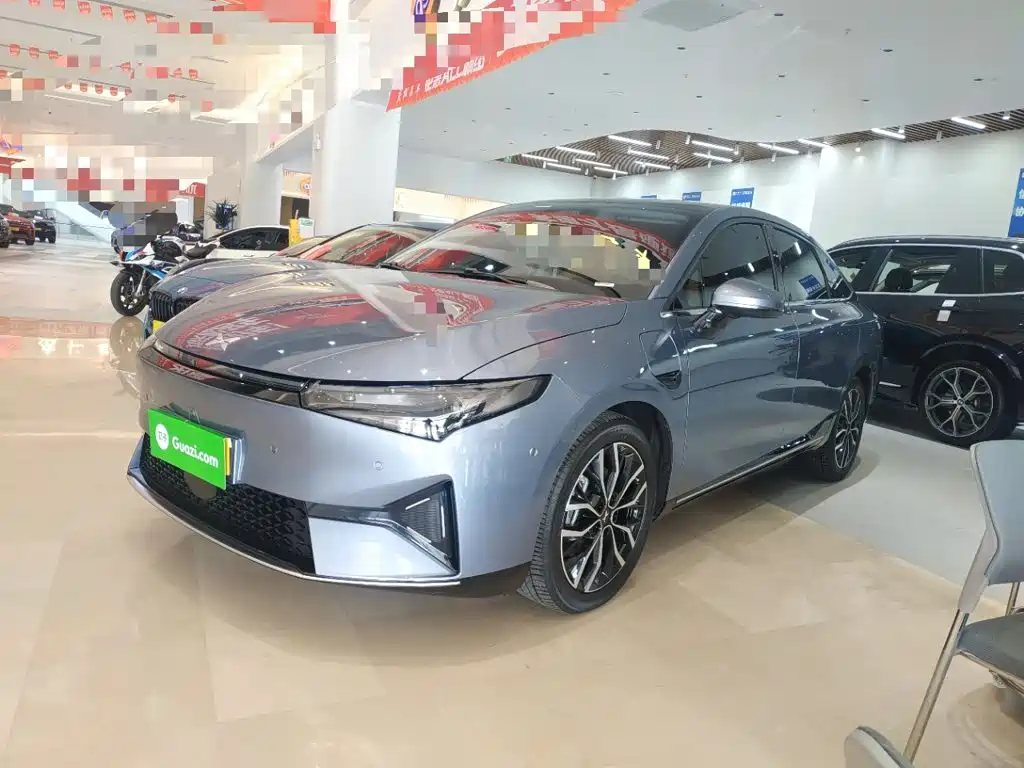 XPeng P5 — миниатюра 2
