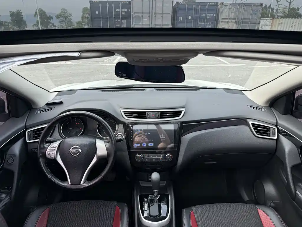 Nissan Qashqai — миниатюра 5