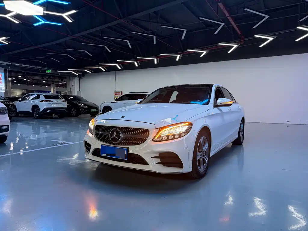Mercedes-Benz C-Class 2019