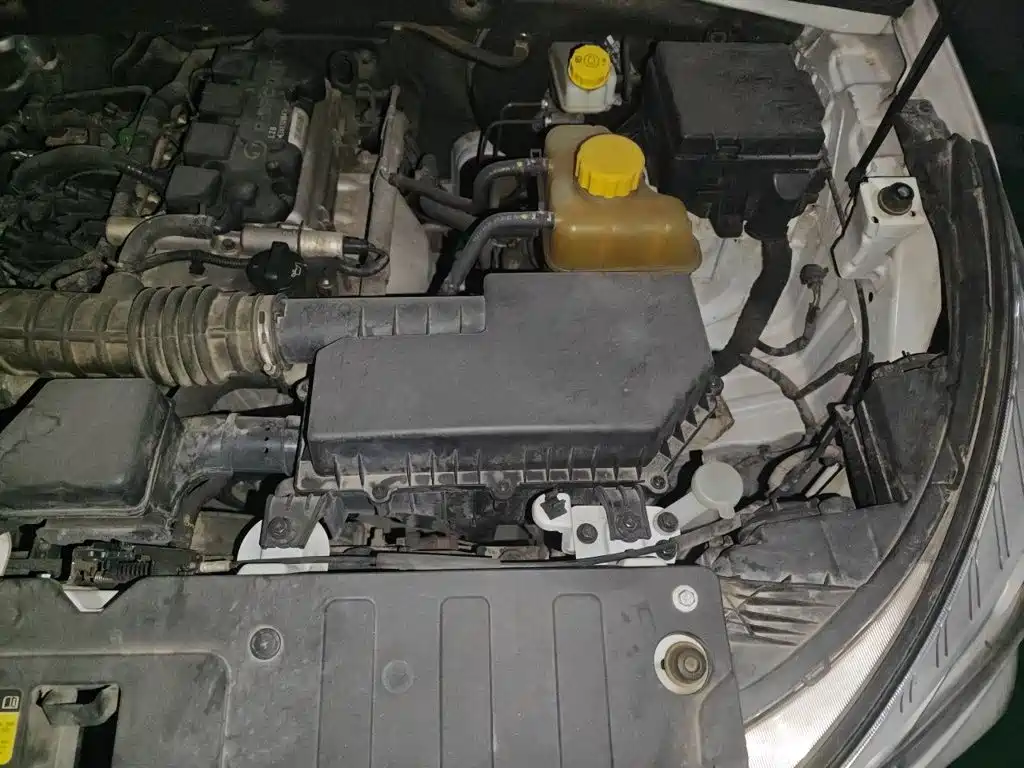 Wuling Hongguang S3 — миниатюра 21