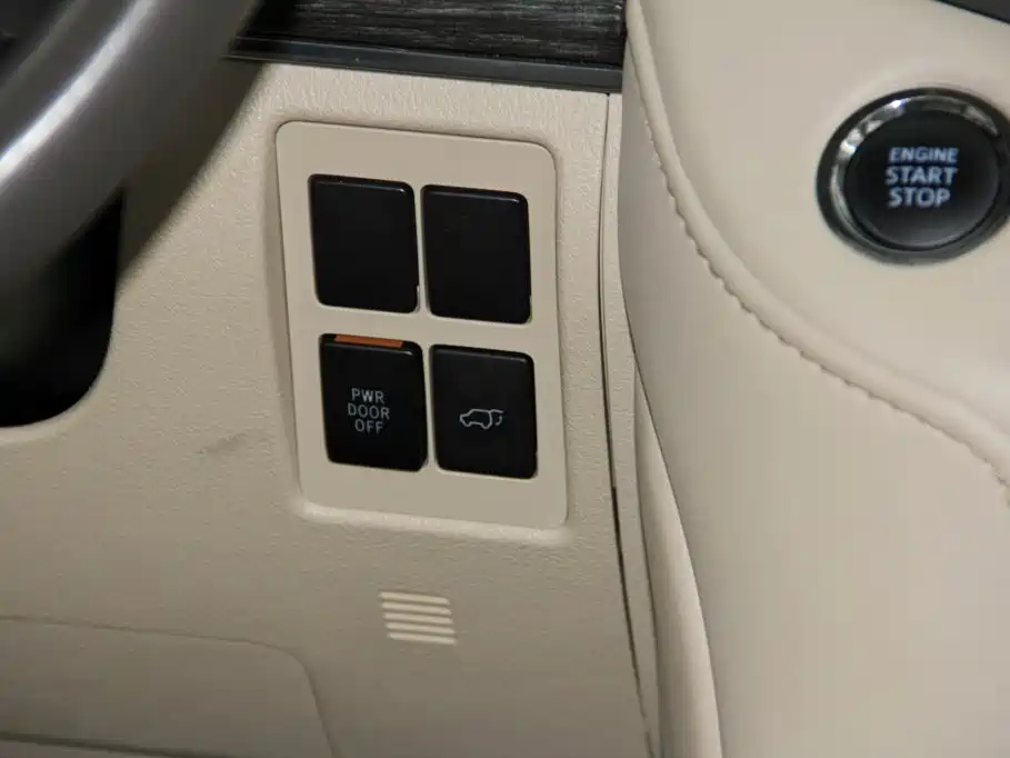 Toyota Land Cruiser — миниатюра 27