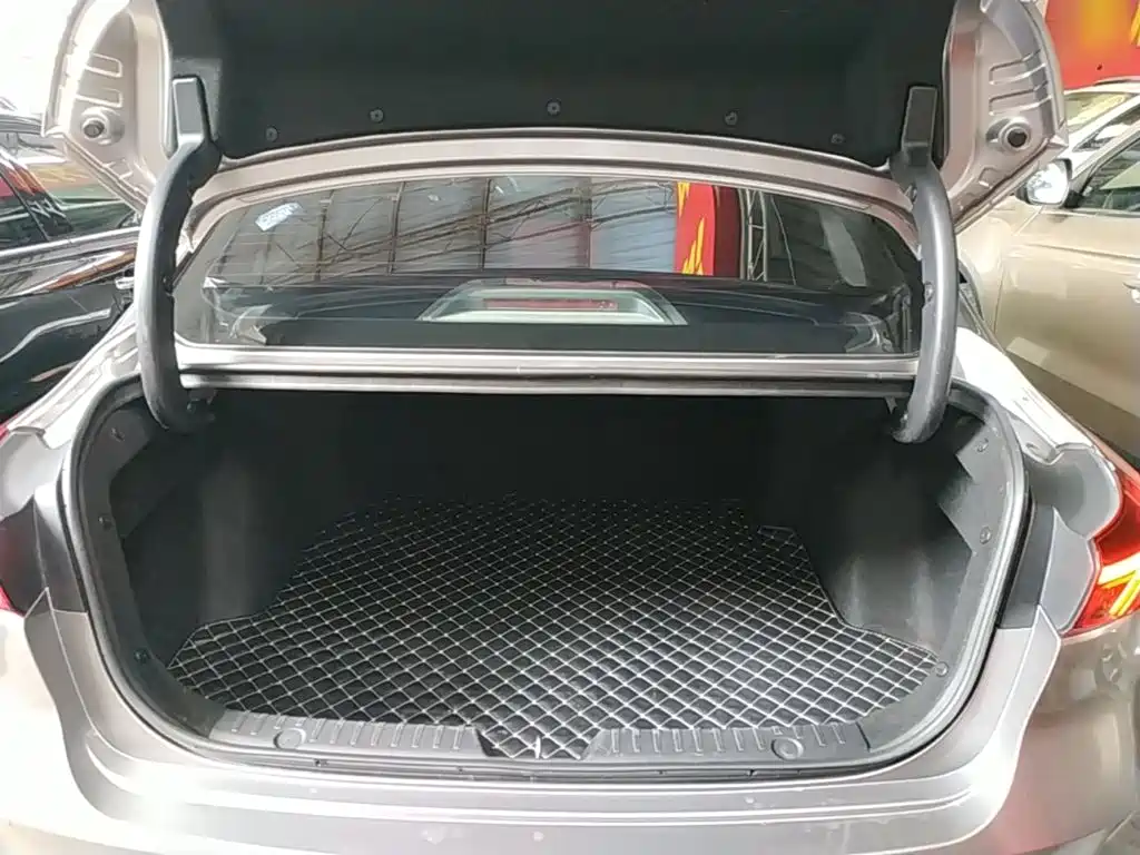 Changan Eado — миниатюра 19