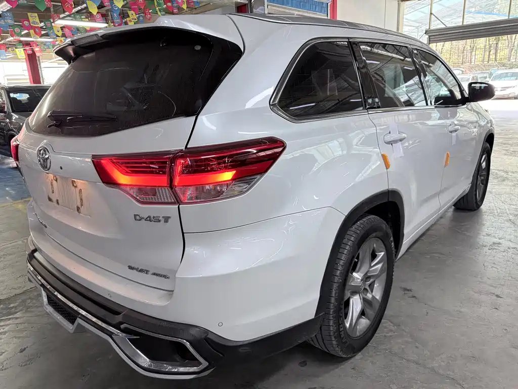 Toyota Highlander — миниатюра 19