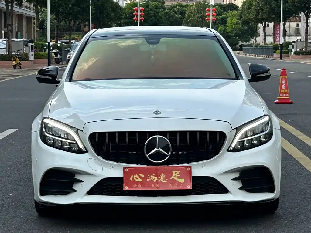 Mercedes-Benz C-Class — миниатюра 2