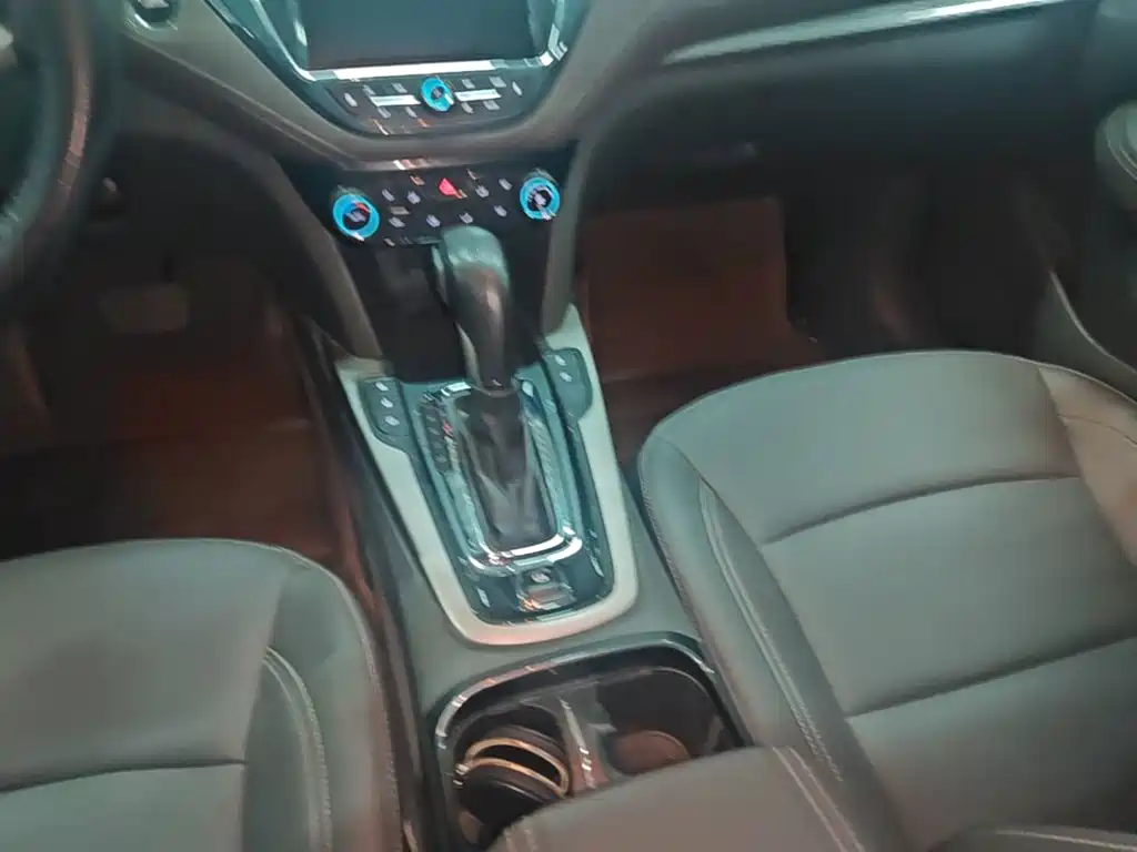 Chevrolet Malibu — миниатюра 14